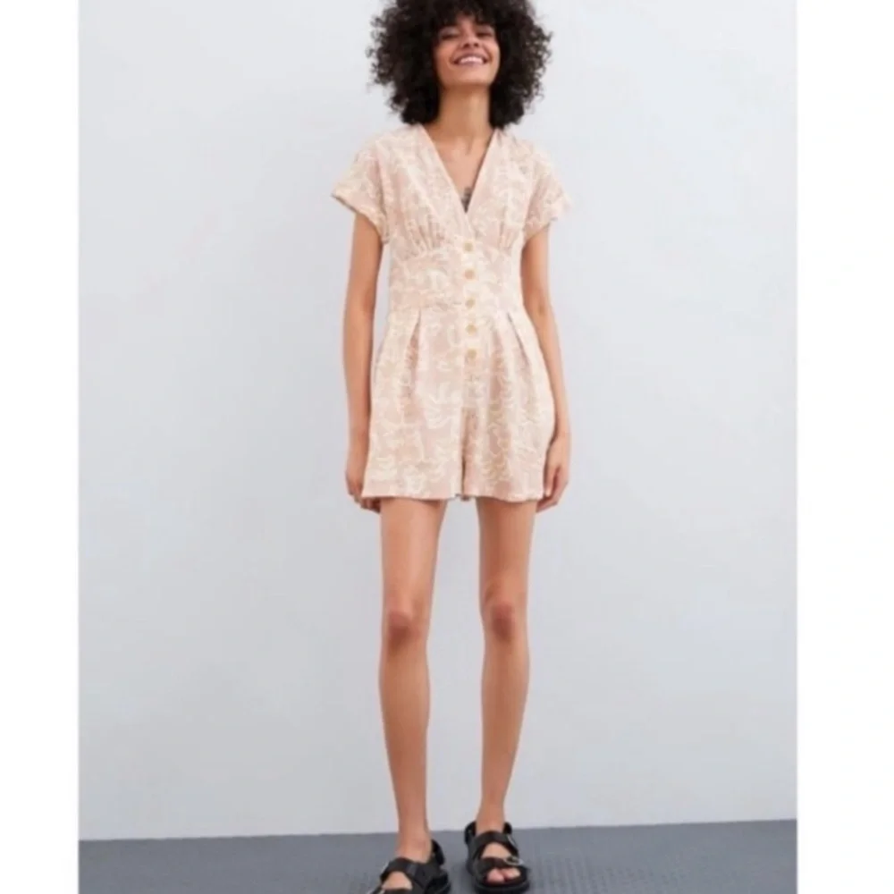 “ZARA” Linen Blend Palm Trees Button Down Romper